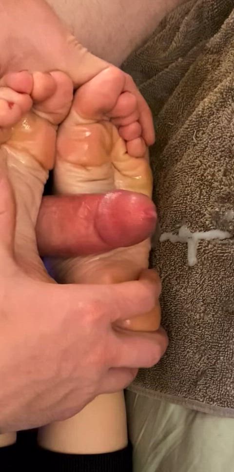 cum on feet feet feet fetish footjob soles clip