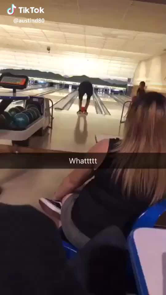 From my buddy’s Snapchat but I’m saucin these dudes in bowling haha  #tiktok