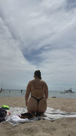 beach exhibitionist pawg thong voyeur clip