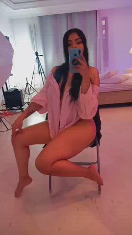 amateur camgirl chaturbate curvy hotwife latina legs public stripchat clip