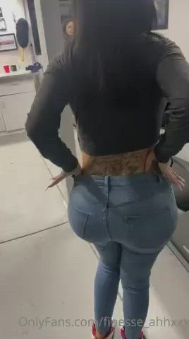 Bubble Butt Ass Clapping Jeans Twerking clip