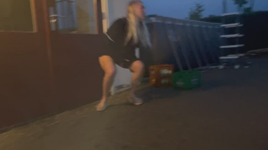 Pissing preview Free link to my Fansly in the comments