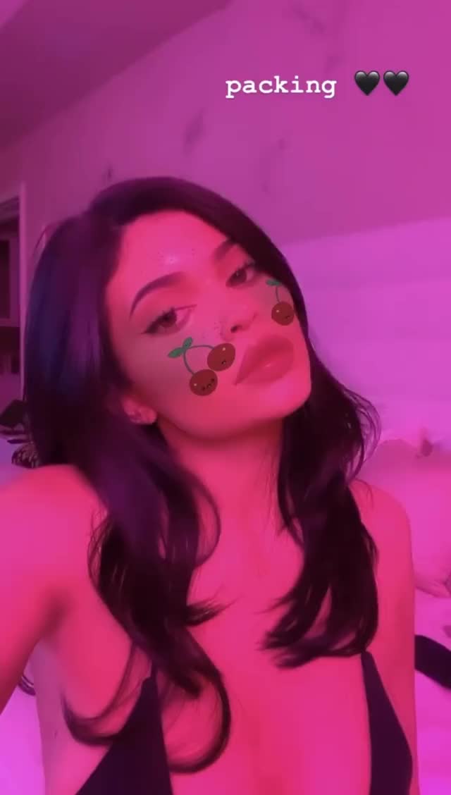 Kylie Jenner Titties