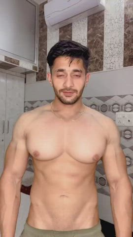 big tits bodybuilder boobs bouncing tits gay indian tongue fetish clip