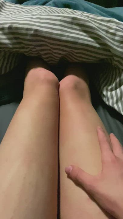 Cute Femboy Legs Squeezing clip