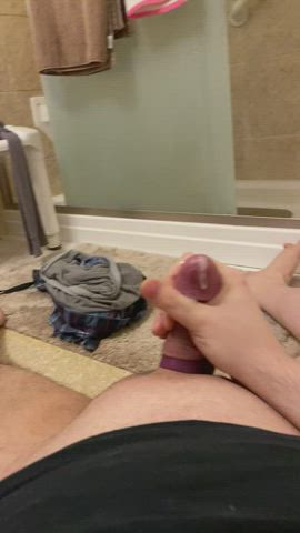 amateur bathroom bear cock ring cum cumshot jerk off male masturbation t-shirt clip