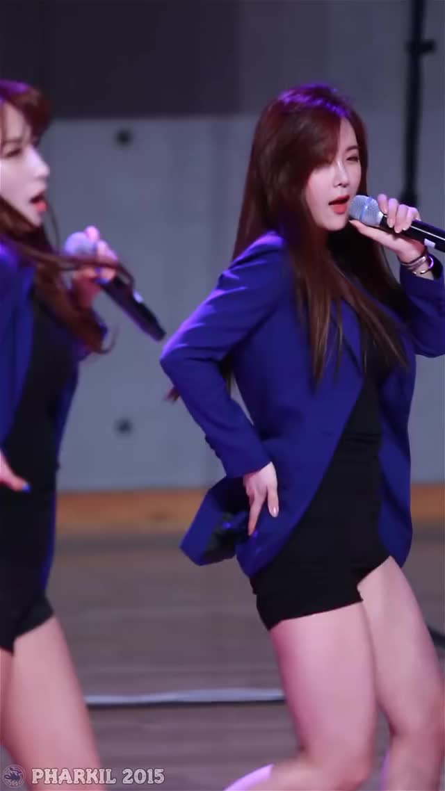 150510 Hyunyoung kick (A)