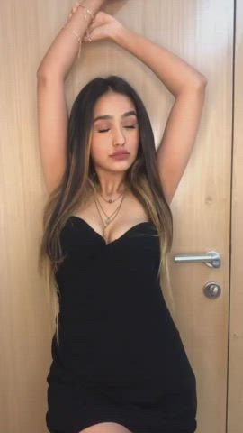 18 Years Old Dancing Girlfriend Girls Indian Teen TikTok clip