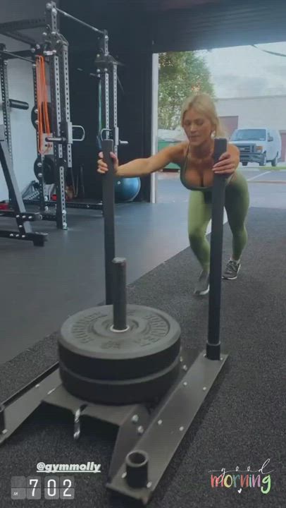 Blonde Cleavage Workout clip