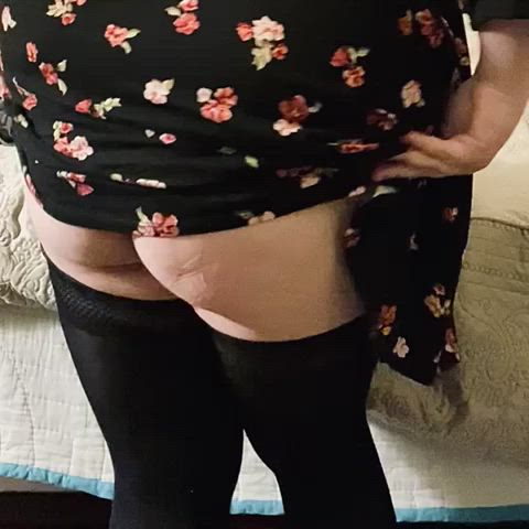 ass bbw dancing stockings tease thighs clip