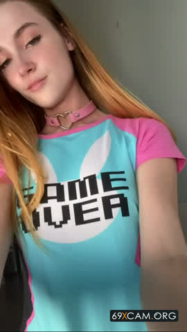 Gamer Girl Pussy Teen clip