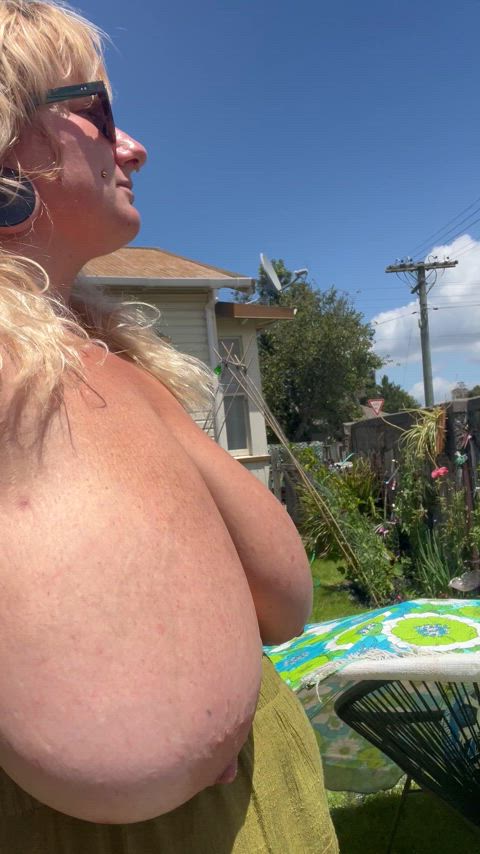 alt australian bbw blonde hairy pussy huge tits mom new zealand nudist saggy tits