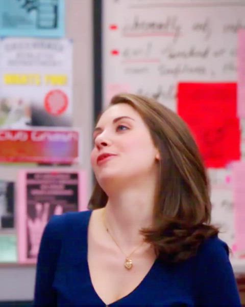 actress alison brie cute clip