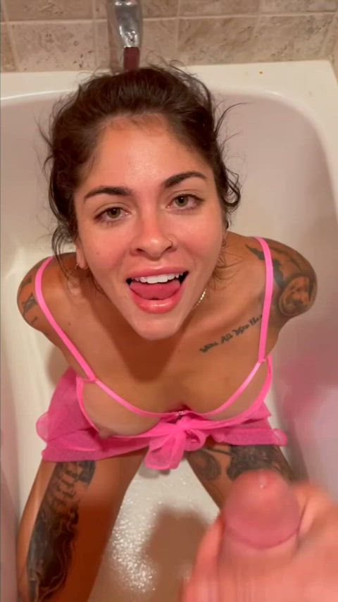 amateur bathtub cum cum in mouth cumshot facial girlfriend ropes teen cumslut clip