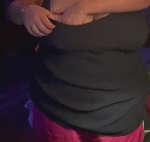 bbw big tits bouncing tits huge tits nipples tits clip