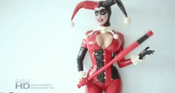 (51141) Classic Harley Quinn done amazingly hot.