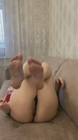 Massage my feet