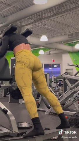 ass booty fitness gym leggings legs muslim thighs tribute clip