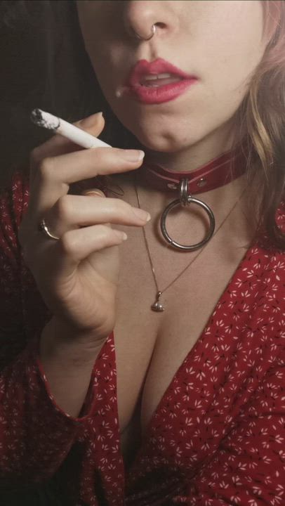 Smoking a cigarette in my red outfit 🖤 if your curious to see more, or want to