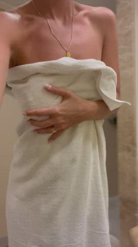 [flash] sooo who ordered towel drop?