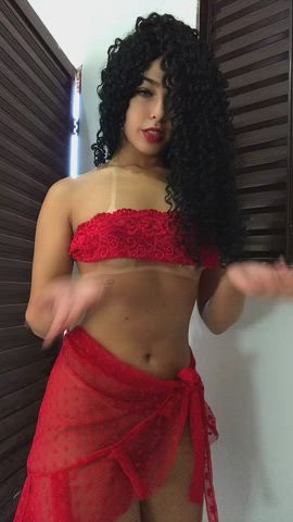 Brazilian Dancing Petite clip