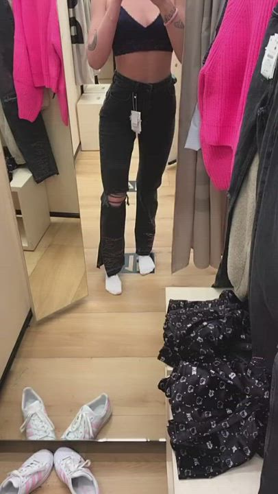 Sister picks out new jeans