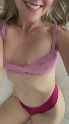 Milf pussy is the yummiest pussy…