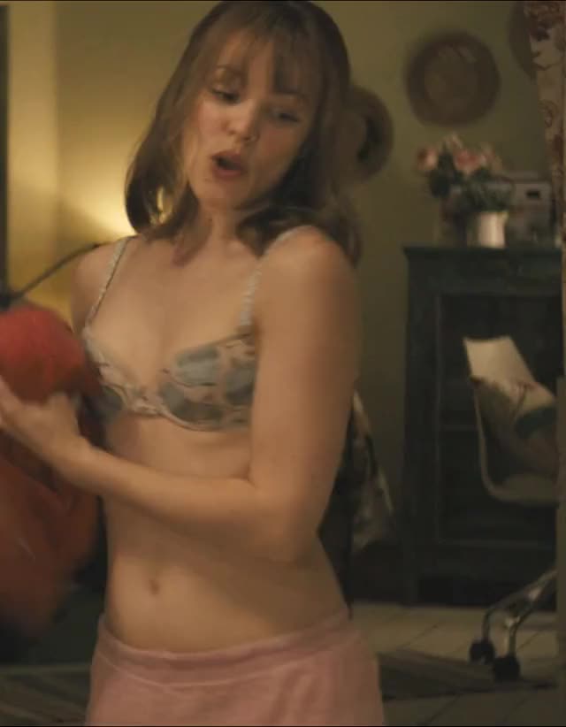 Rachel McAdams cropped