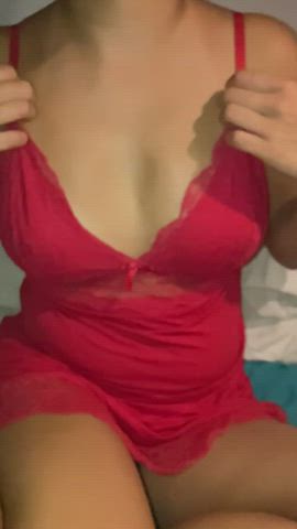Have another one ;) Shaking my Asian Natural tits out