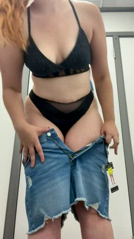Trying on shorts with a thicc booty 🫦