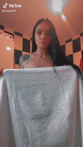 babe bathroom towel tik-tok twerking clip