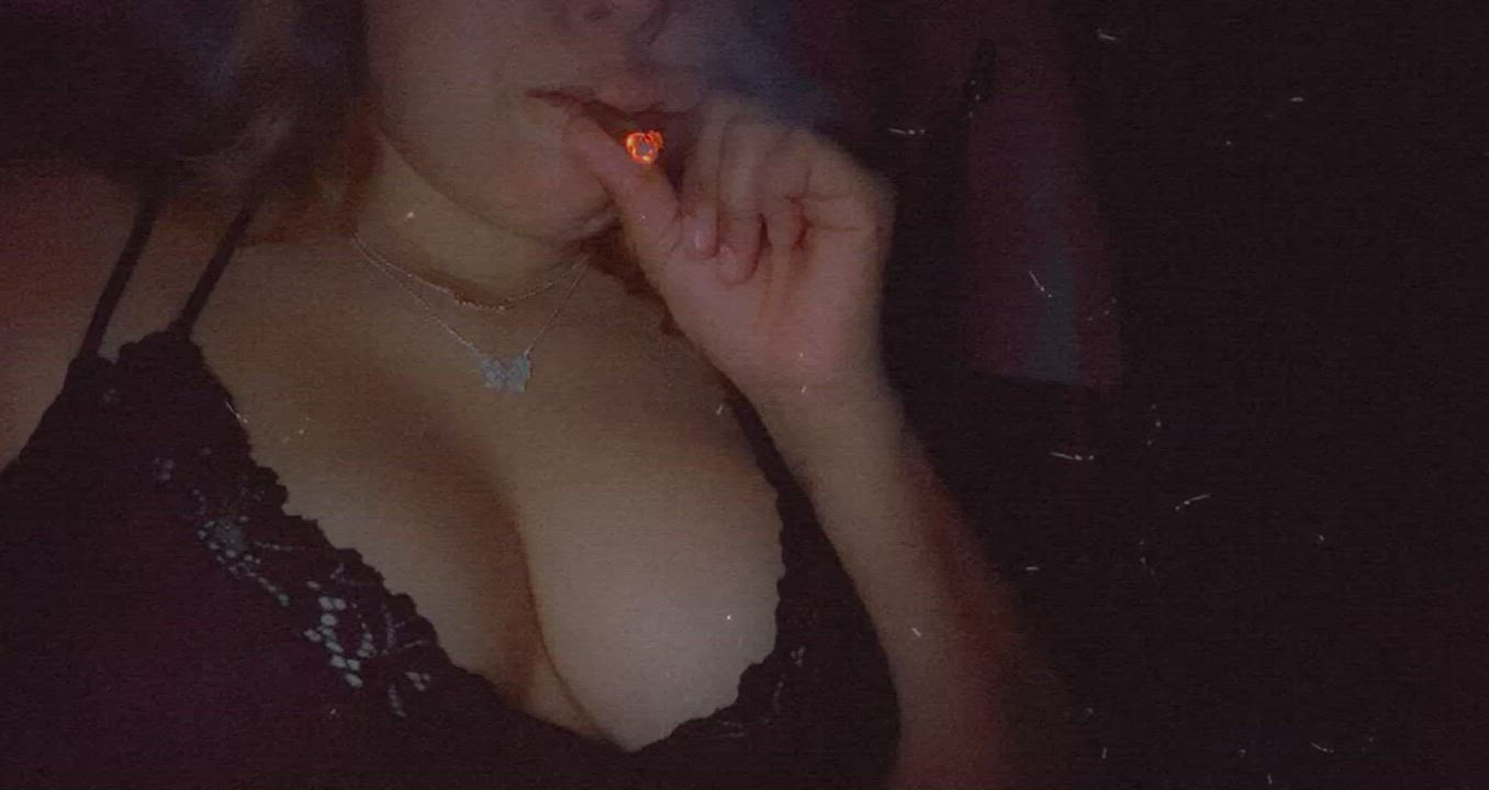 Come and smoke with me 😌