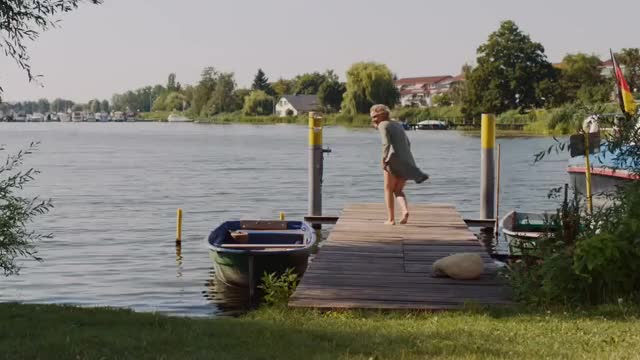 Catherine Flemming & Josefine Preuß in Lotta & der Mittelpunkt der Welt