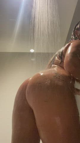 ass gym pawg shower sweaty sex thick twerking girls-showering clip