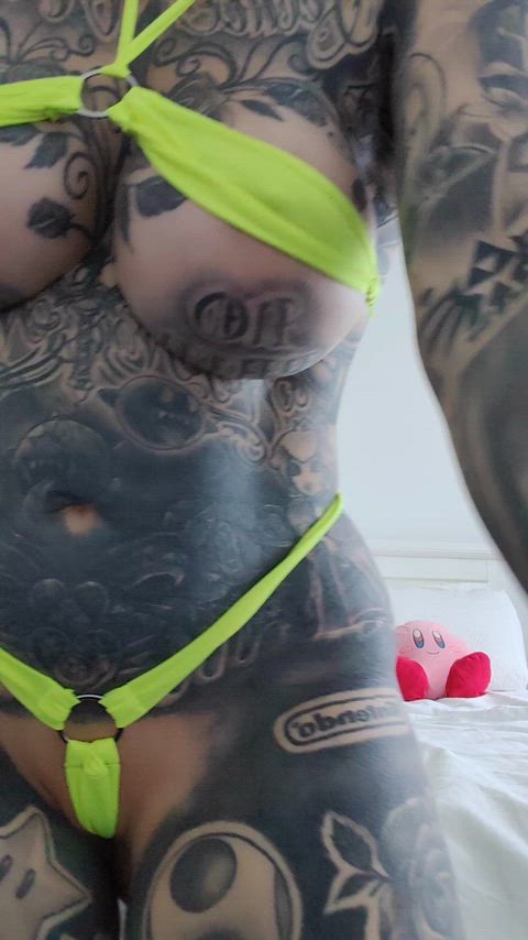 amateur ass big tits boobs milf onlyfans pussy tattoo tattooed tattedphysique clip