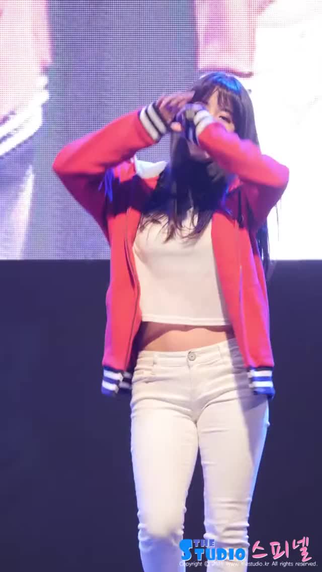 141016 Hyunyoung shake 3 (Mach)