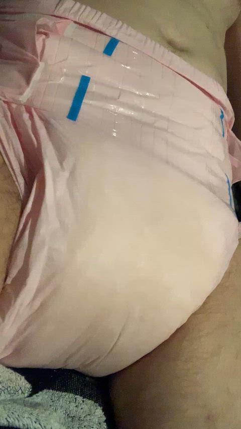 diaper femboy male pink rubbing wet clip