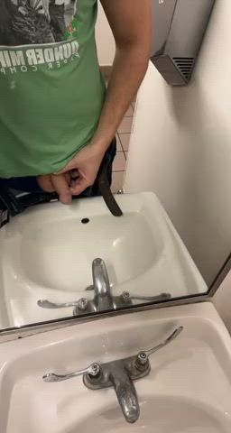 pee peeing piss pissing public voyeur clip