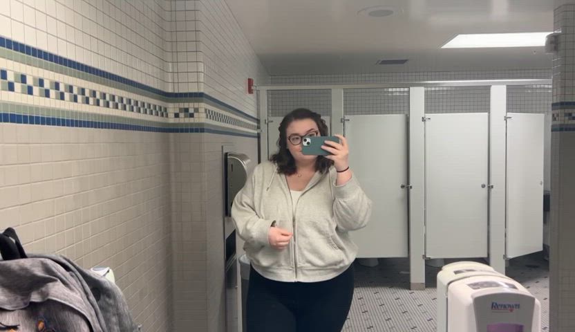 last day on campus means one last bathroom titty drop 😋💕