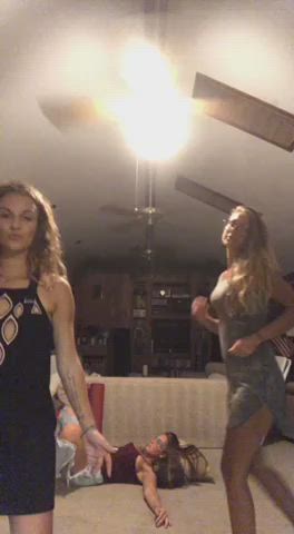 ass dancing teens tiktok tits underwear clip