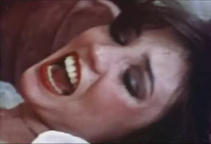 Brunette Cumshot Facial Vintage clip