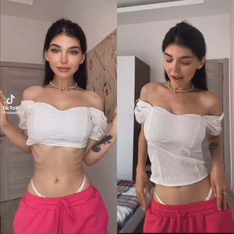 /u/RinaDakota TikTok vs Reddit ???