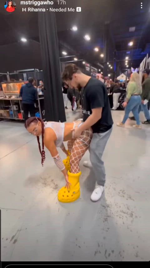 convention grinding twerking clip