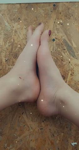 Country Girl Feet Legs clip