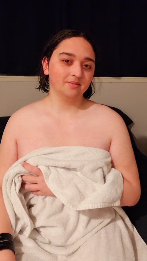 amateur cock tits towel trans woman clip