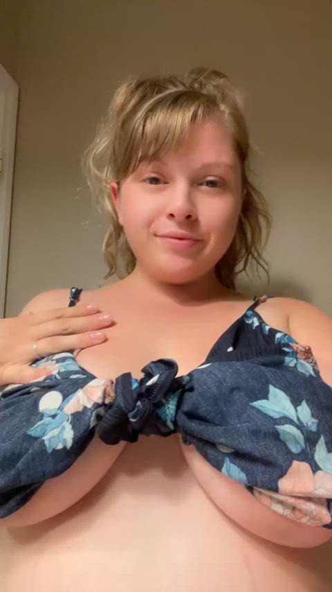 big nipples big tits blonde boobs huge tits milf mom natural tits tits white girl