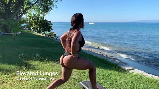 Quick vacation booty pump workout!