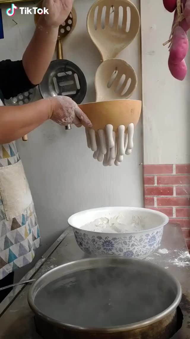 Magic noodles