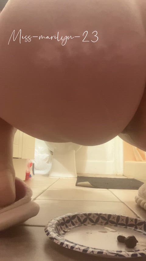 Sharing my nice big poo with you [f] 