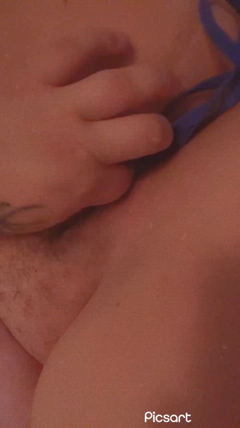 Stuffing my hairy pussy